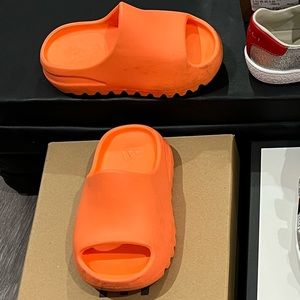Orange size 9c Yeezy slides